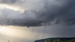 Bouřkové léto přináší do Evropy extrémy a ochlazení